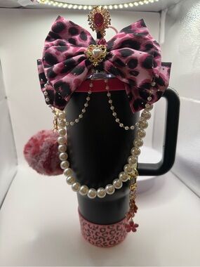 Pink Leopard Bow Pearl Charm Cup Handle Accessory